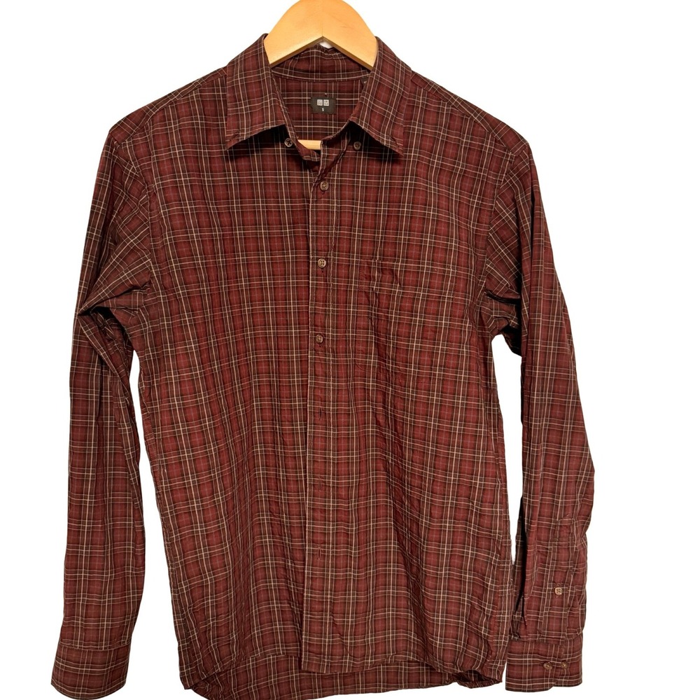 Uniqlo Button Up Shirt Small Maroon Plaid Cotton Casual Long Sleeve Preppy